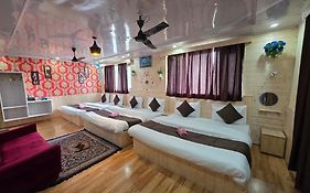 Hotel Young Mamta